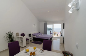 Ploce Apartmani-Luv