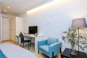 Rooms4U