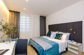 Rooms4U