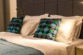 Rooms4U