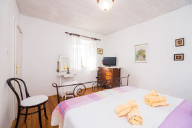 Rooms Lavanda & Ruzmarin