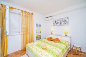 Rooms Rita