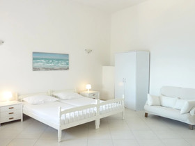 Sea & Stone Apartments