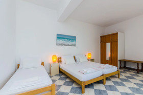 Sea & Stone Apartments