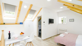 Shining Star Apartments