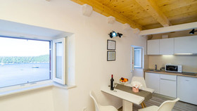 Shining Star Apartments