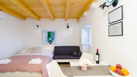 Shining Star Apartments