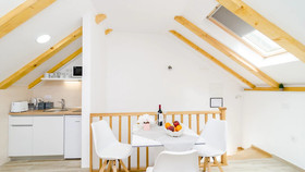 Shining Star Apartments