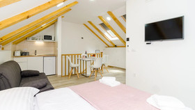 Shining Star Apartments
