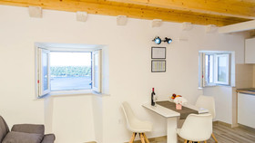 Shining Star Apartments
