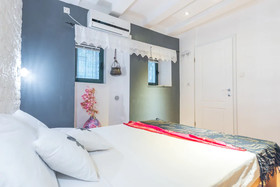 Star Rooms & Studios