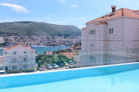 Villa Curic