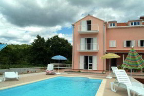 Villa Darrer