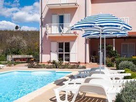Villa Darrer