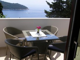 Villa King