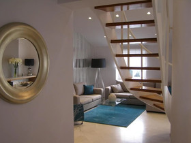 Villa King