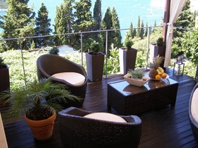 Villa King
