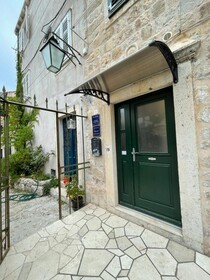 Villa Stayeva 11