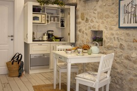 Villa Stayeva 11