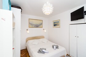 White Wave Guest House