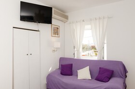 White Wave Guest House