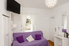 White Wave Guest House