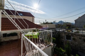 White Wave Guest House