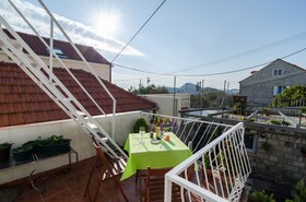 White Wave Guest House