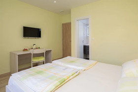 Apartments And Room Alen