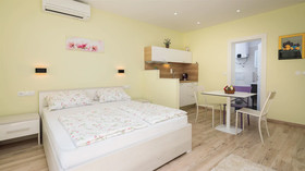 Apartments And Room Alen
