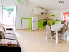 Apartments Iskra