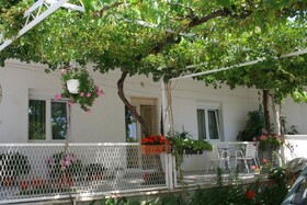 Apartments Zdravko