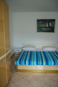 Apartments Zdravko