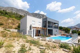 Villa Sara Omis