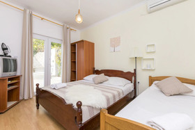 Apartments Maika