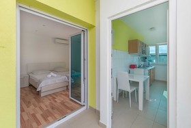 Apartments Road Star