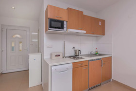 Apartments Road Star