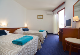Hotel Laguna