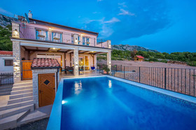 Holiday House Lucija