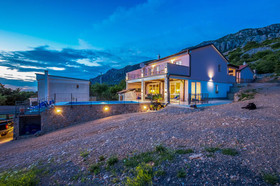 Holiday House Lucija