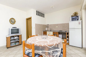Apartments Davor