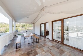 Villa More With Pool And Garden