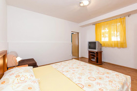 Apartments Klaric Jesenice