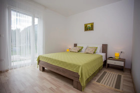 Apartments Enelani