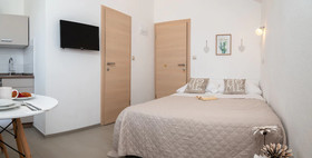 Apartments Livaja