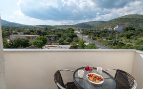 Apartments Livaja