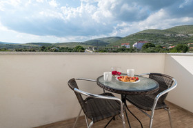 Apartments Livaja