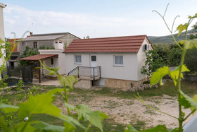 Apartments Livaja