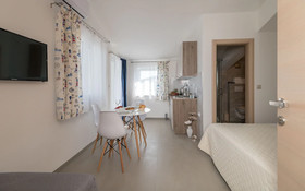 Apartments Livaja
