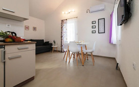 Apartments Livaja